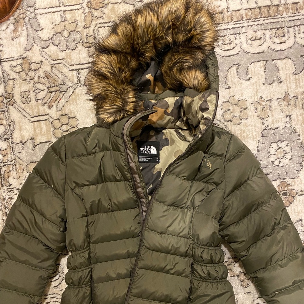 The North Face Women's Gotham Jacket II - size medium